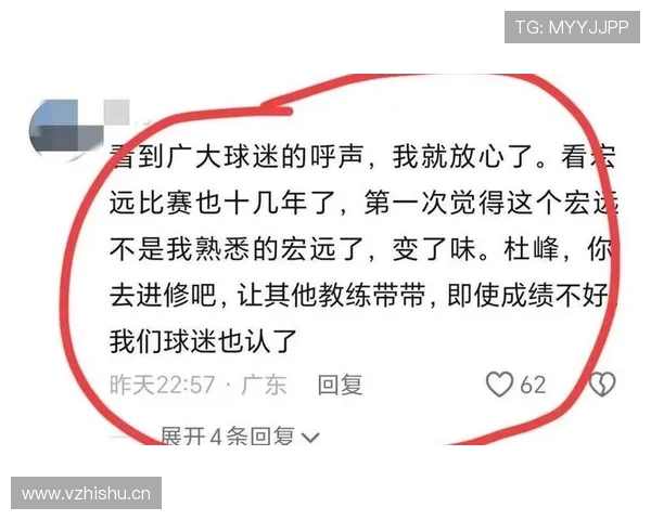 周琦拎着菜篮子跟邻居聊家常，手上那块金表在太阳下直接晃瞎我