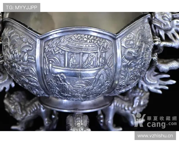 维克托家里那银器碗都比我工资卡亮得多,打球倒还挺接地气的啊! 维克托家里那银器碗都比我工资卡亮得多,打球倒还挺接地气的啊!